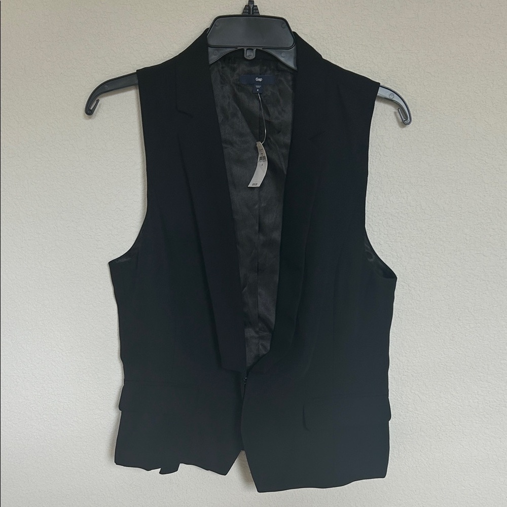 GAP Charcoal Sleeveless Jacket